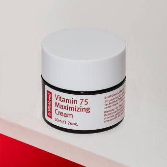 Crema antioxidante e iluminadora By Wishtrend Vitamin 75 cream 50 ml